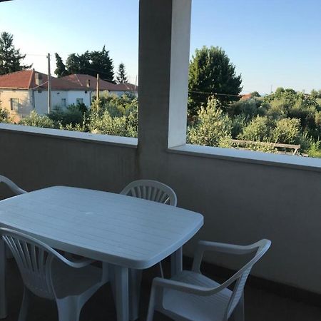 B&B Tra Gli Ulivi Rocca San Giovanni Exterior foto