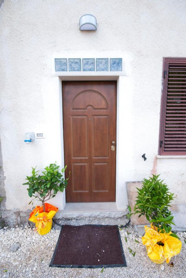 B&B Tra Gli Ulivi Rocca San Giovanni Exterior foto